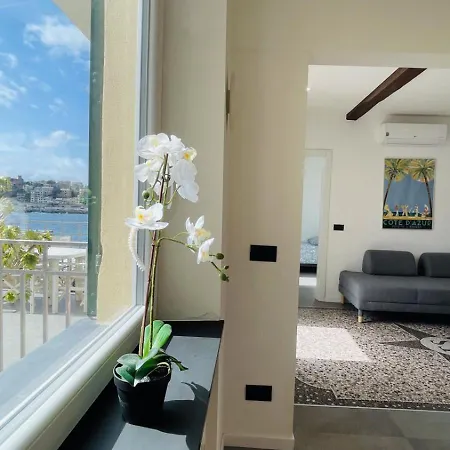 Comodissimo Gaslini E Mare * Genua