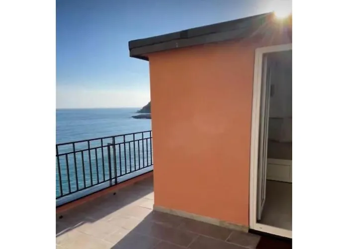 Comodissimo Gaslini E Mare Janov