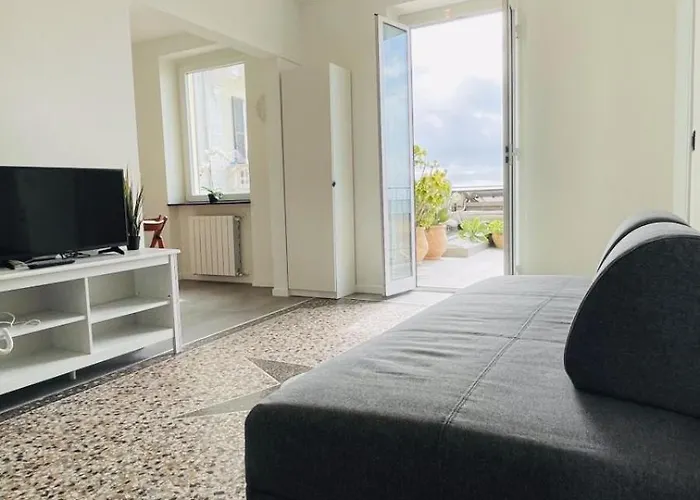 Comodissimo Gaslini E Mare *