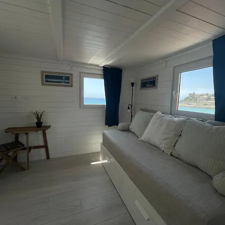 Comodissimo Gaslini E Mare